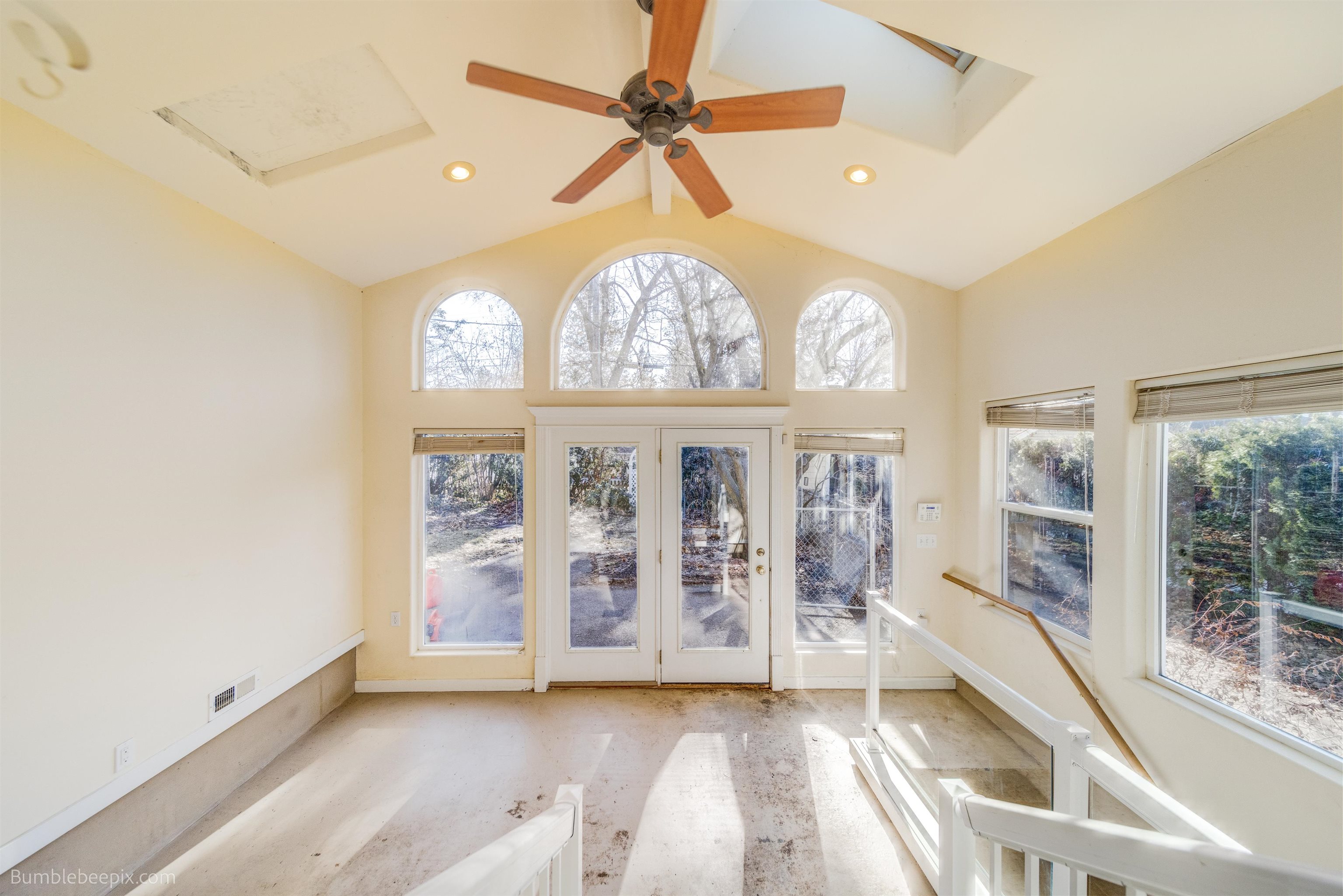 946 East 40th Avenue Spokane, WA 99203 - Photo 19 of 30