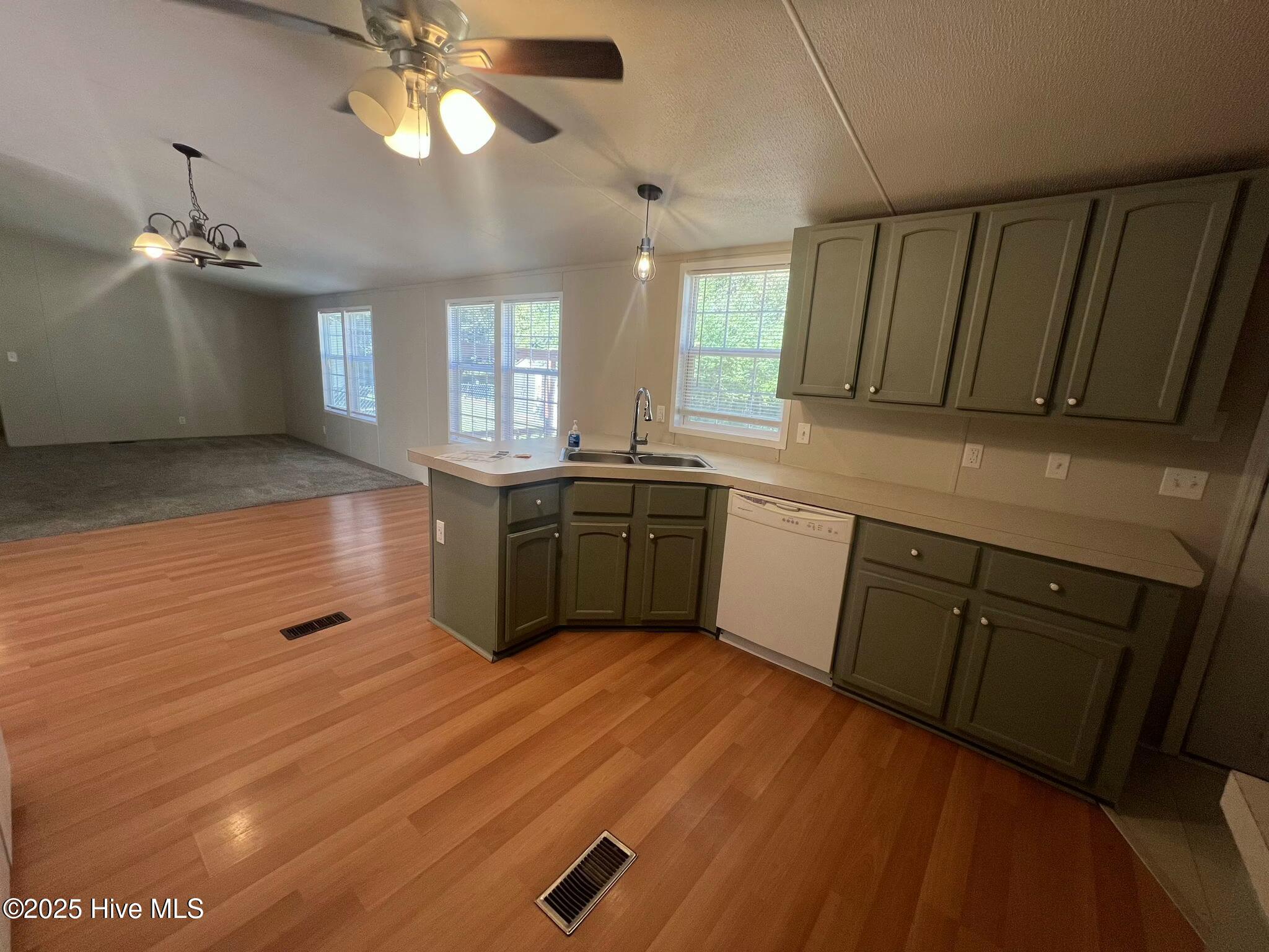 124 Waterview Drive Grandy, NC 27939 - Photo 17 of 35 22-web-or-mls-IMG_1875