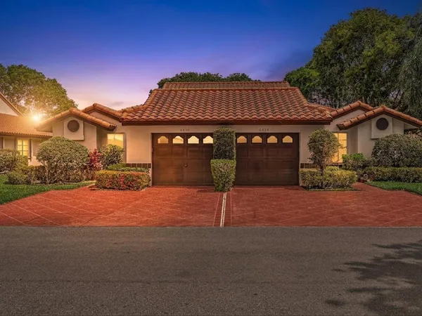 $369,000 | 6454 Pointe Pleasant Circle, Delray Beach, FL 33484