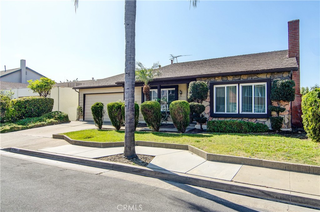 5264 Vista Del Sol Cypress, CA 90630 - Photo 2 of 44
