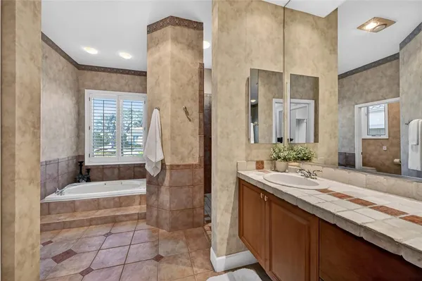 $725,000 | 5245 88th Street East, Bradenton, FL 34211