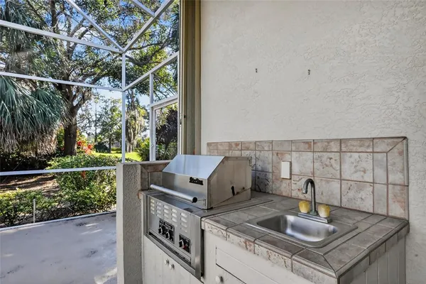 $725,000 | 5245 88th Street East, Bradenton, FL 34211