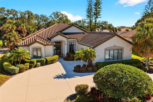 $725,000 | 5245 88th Street East, Bradenton, FL 34211