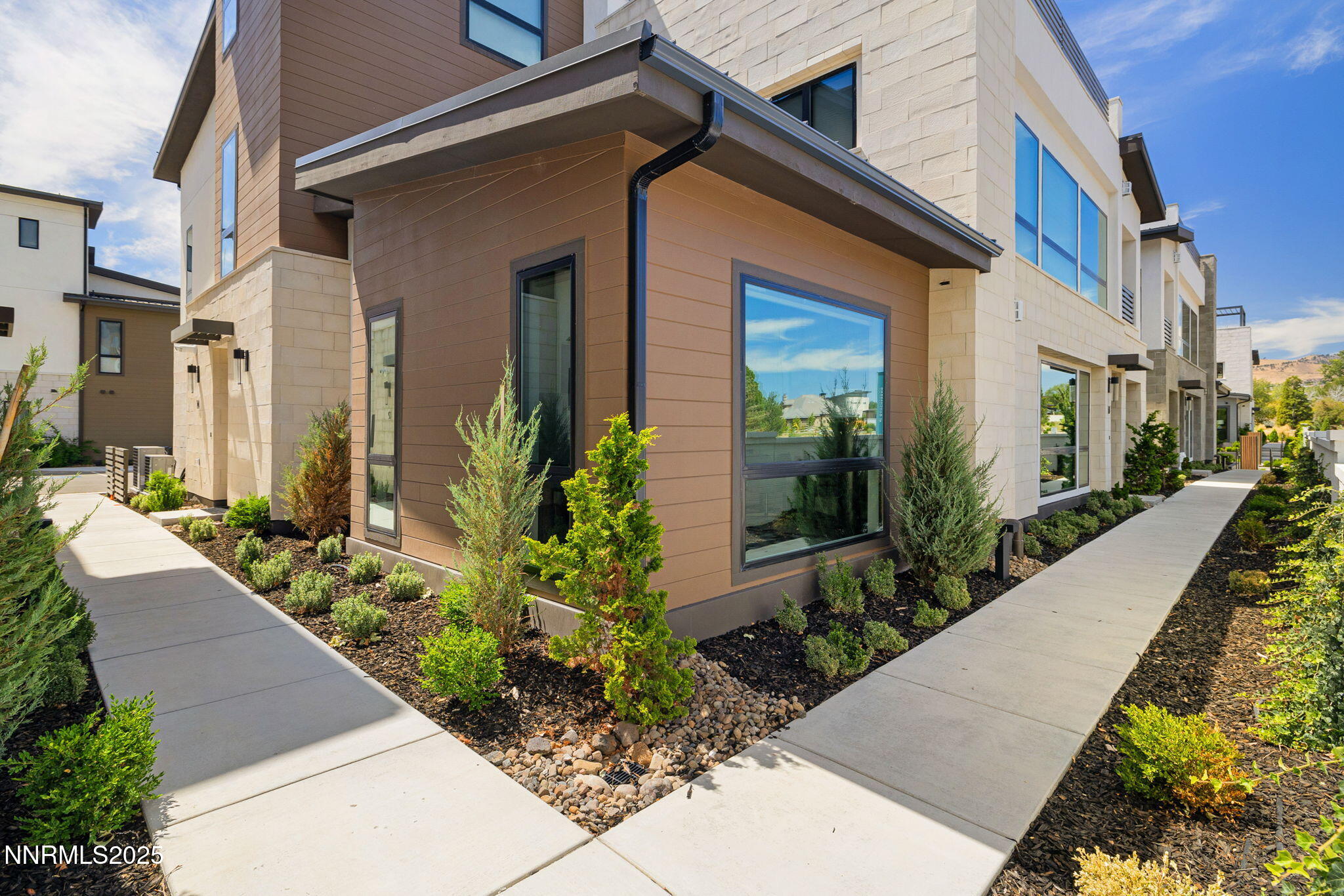 16 Persano Street Reno, NV 89511 - Photo 4 of 44 38-web-or-mls-16 Persano St-30