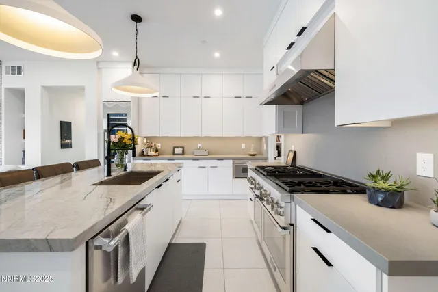 $1,175,000 | 16 Persano Street, Reno, NV 89511