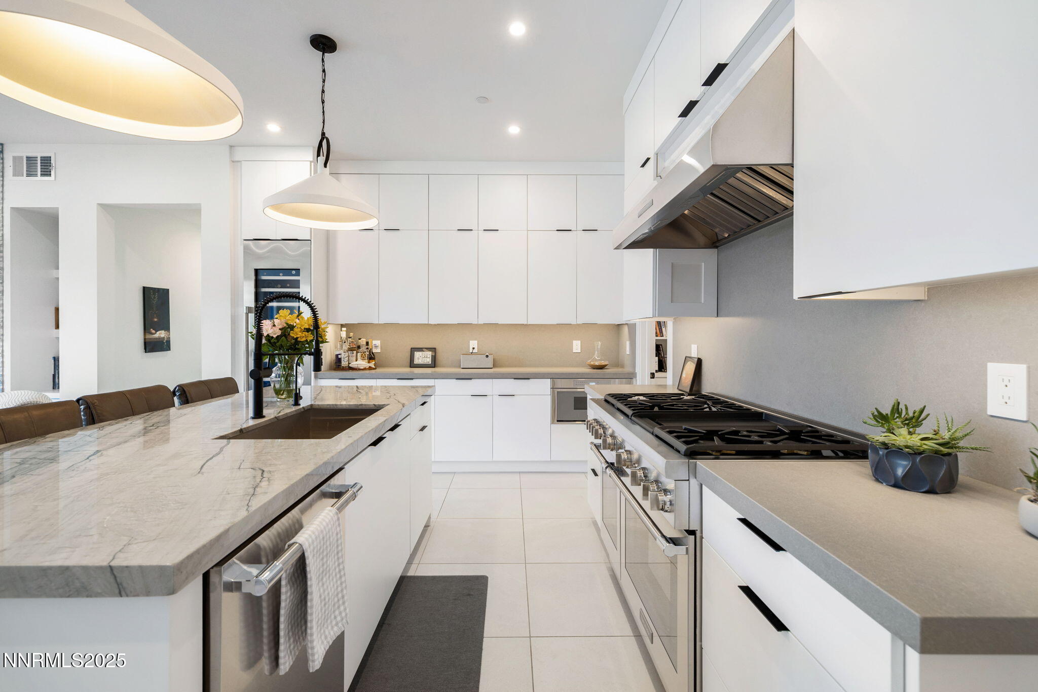 16 Persano Street Reno, NV 89511 - Photo 10 of 44 17-web-or-mls-16 Persano St-9