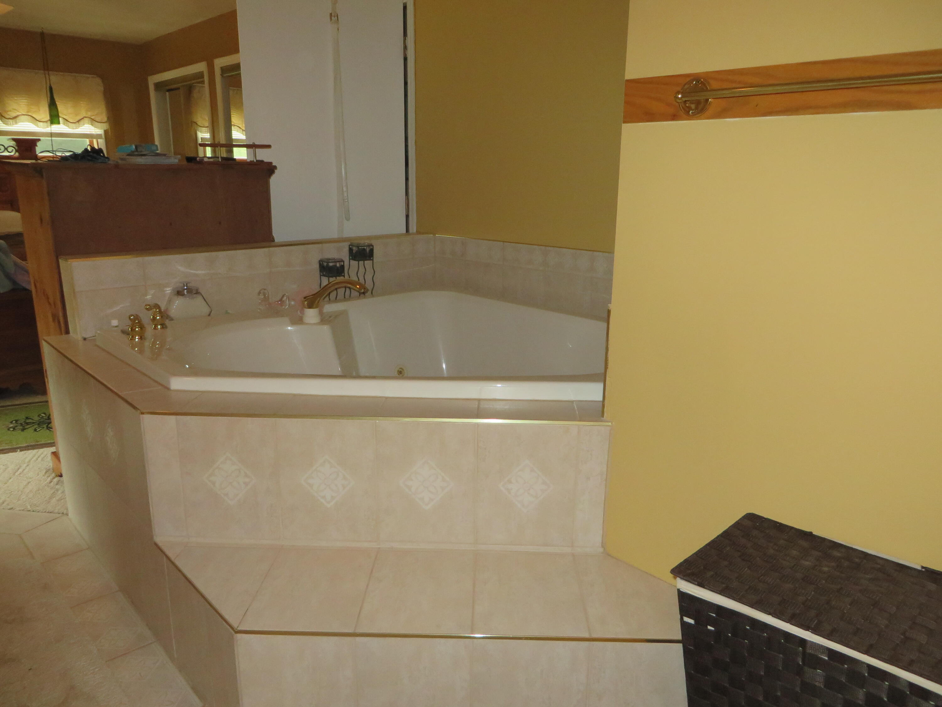 1525 North Weber Road Muskegon, MI 49445 - Photo 13 of 49 IMG_3030