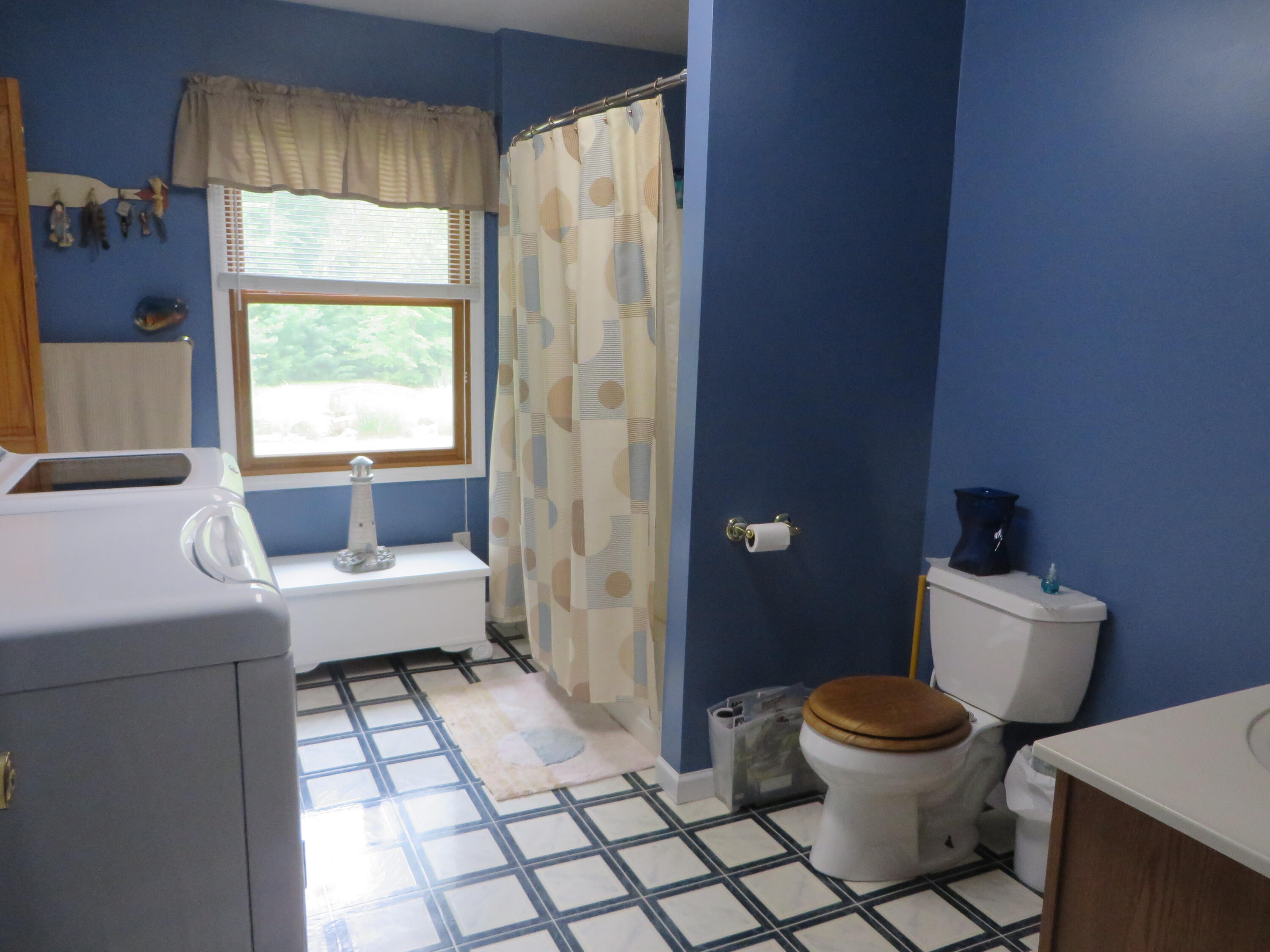 1525 North Weber Road Muskegon, MI 49445 - Photo 16 of 49 IMG_3018