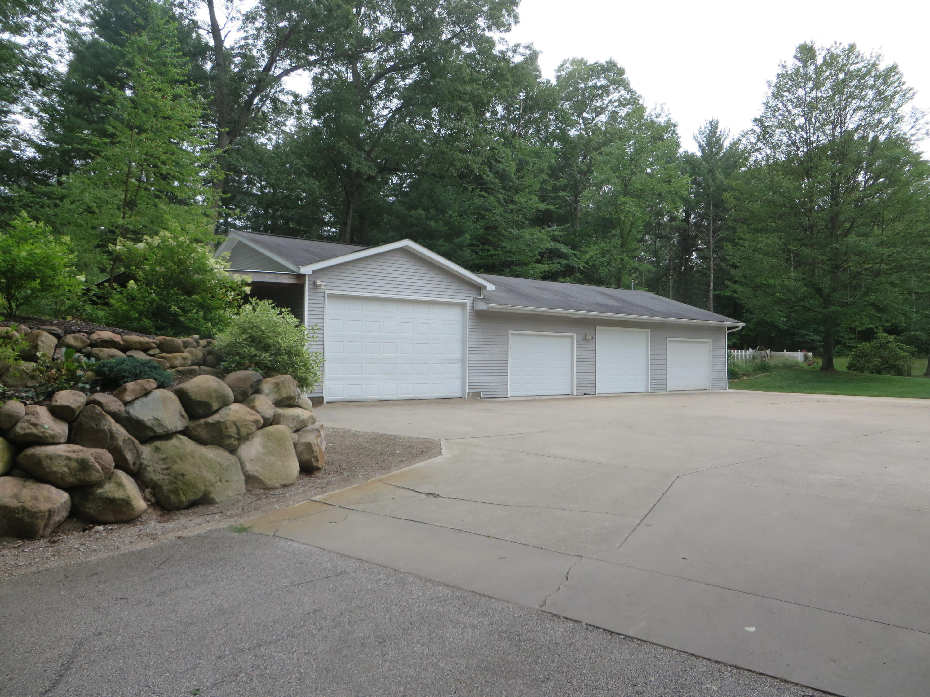1525 North Weber Road Muskegon, MI 49445 - Photo 46 of 49 IMG_3097