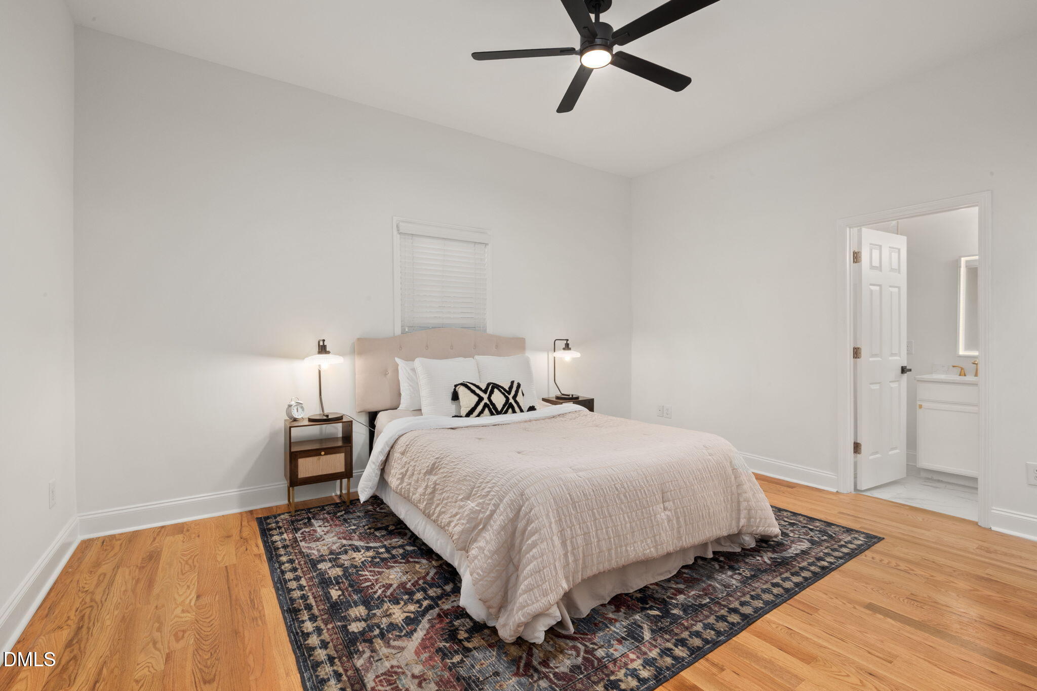 305 Freeman Street Raleigh, NC 27601 - Photo 11 of 35 29-web-or-mls-DX3A4025