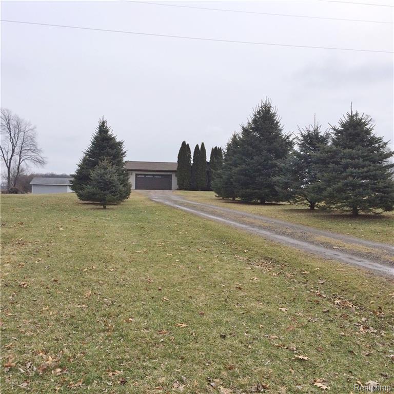 283 South Kern Road Fowlerville, MI 48836 - Photo 1 of 26