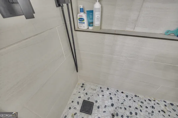 a close view of bathroom