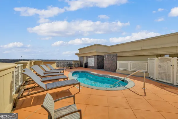 $475,000 | 755 East Broad Street, Unit 803, Athens, GA 30601