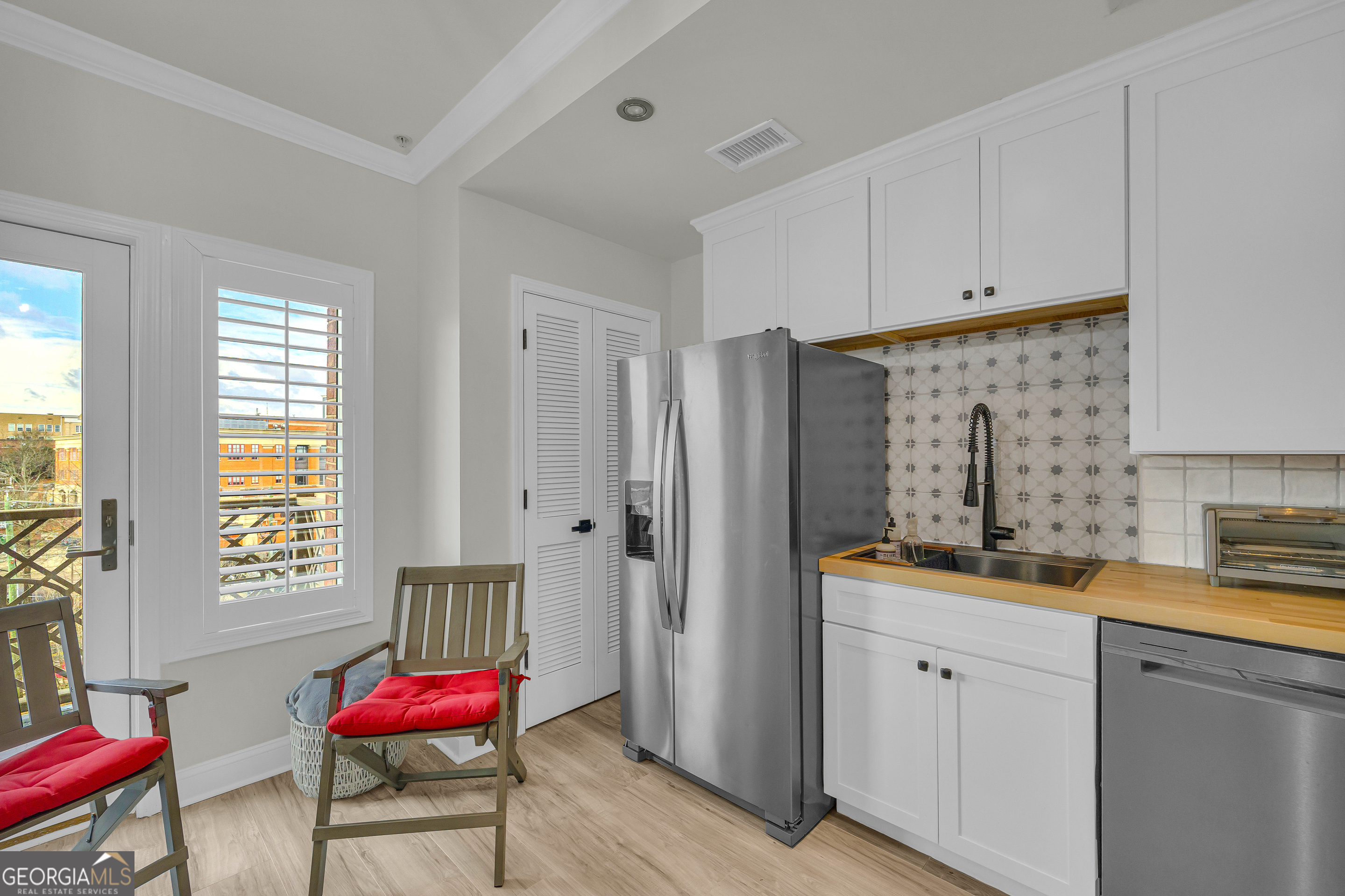 755 East Broad Street, Unit 803 Athens, GA 30601 - Photo 8 of 55