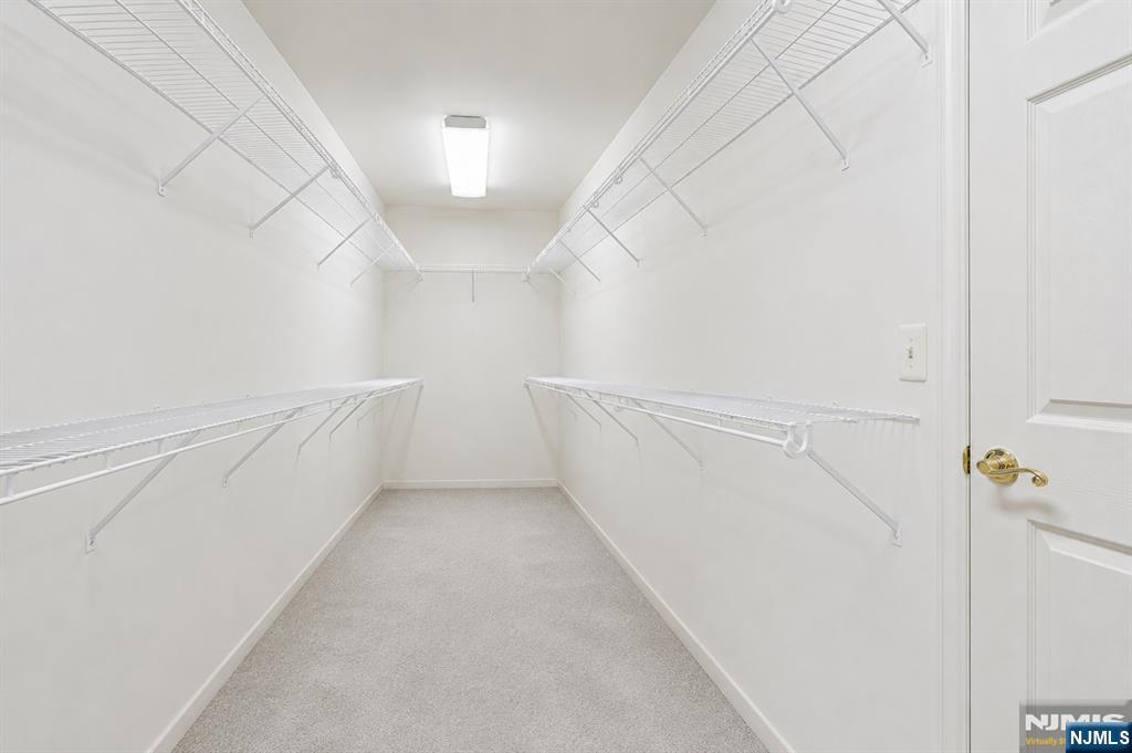 55 Sand Road Fairfield, NJ 07004 - Photo 19 of 30