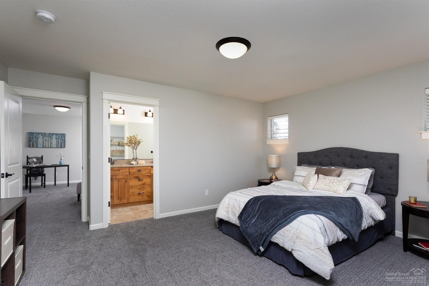 20257 Badger Road Bend, OR 97702 - Photo 14 of 25 Additional Photo