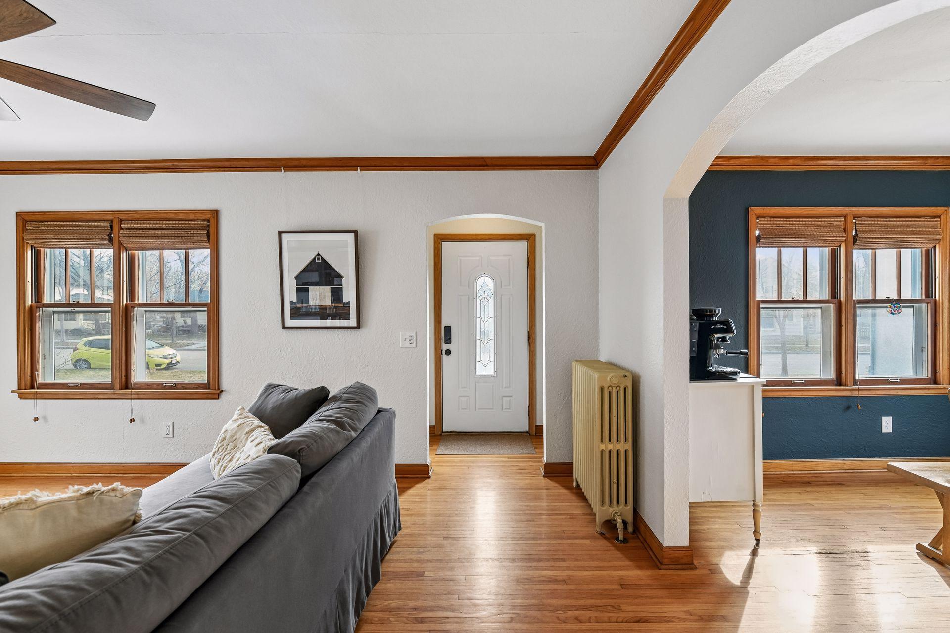 217 North Ash Street Chaska, MN 55318 - Photo 2 of 32