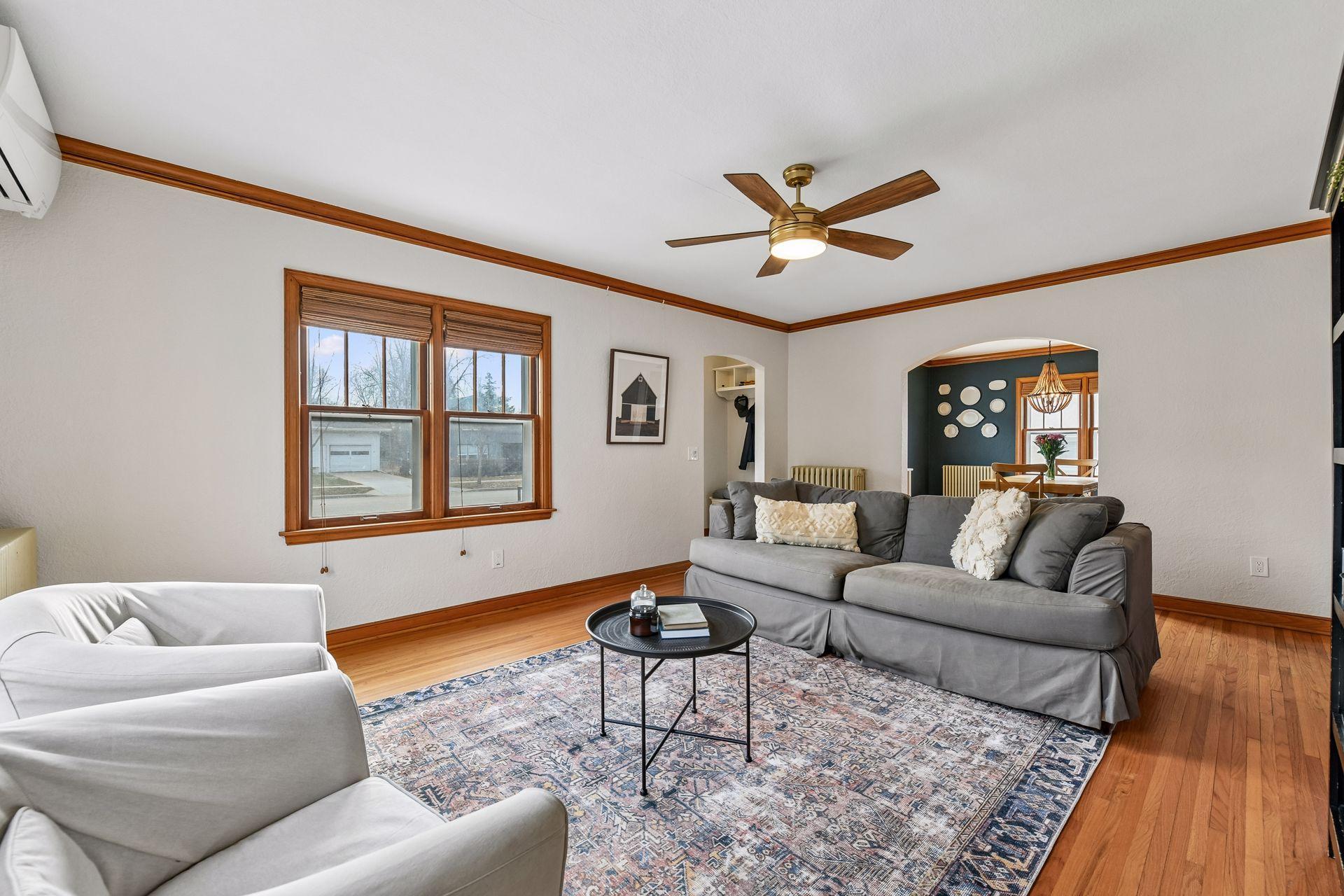 217 North Ash Street Chaska, MN 55318 - Photo 4 of 32