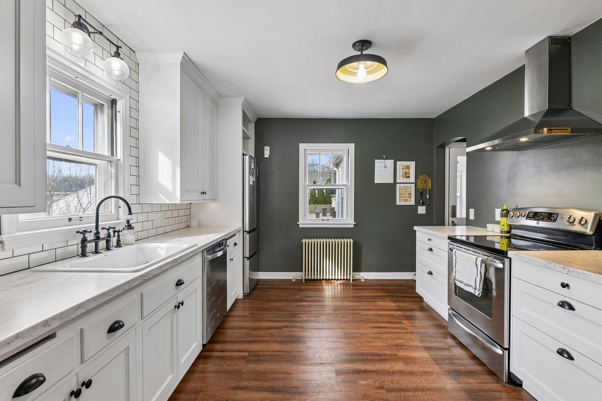 217 North Ash Street Chaska, MN 55318 - Photo 7 of 32