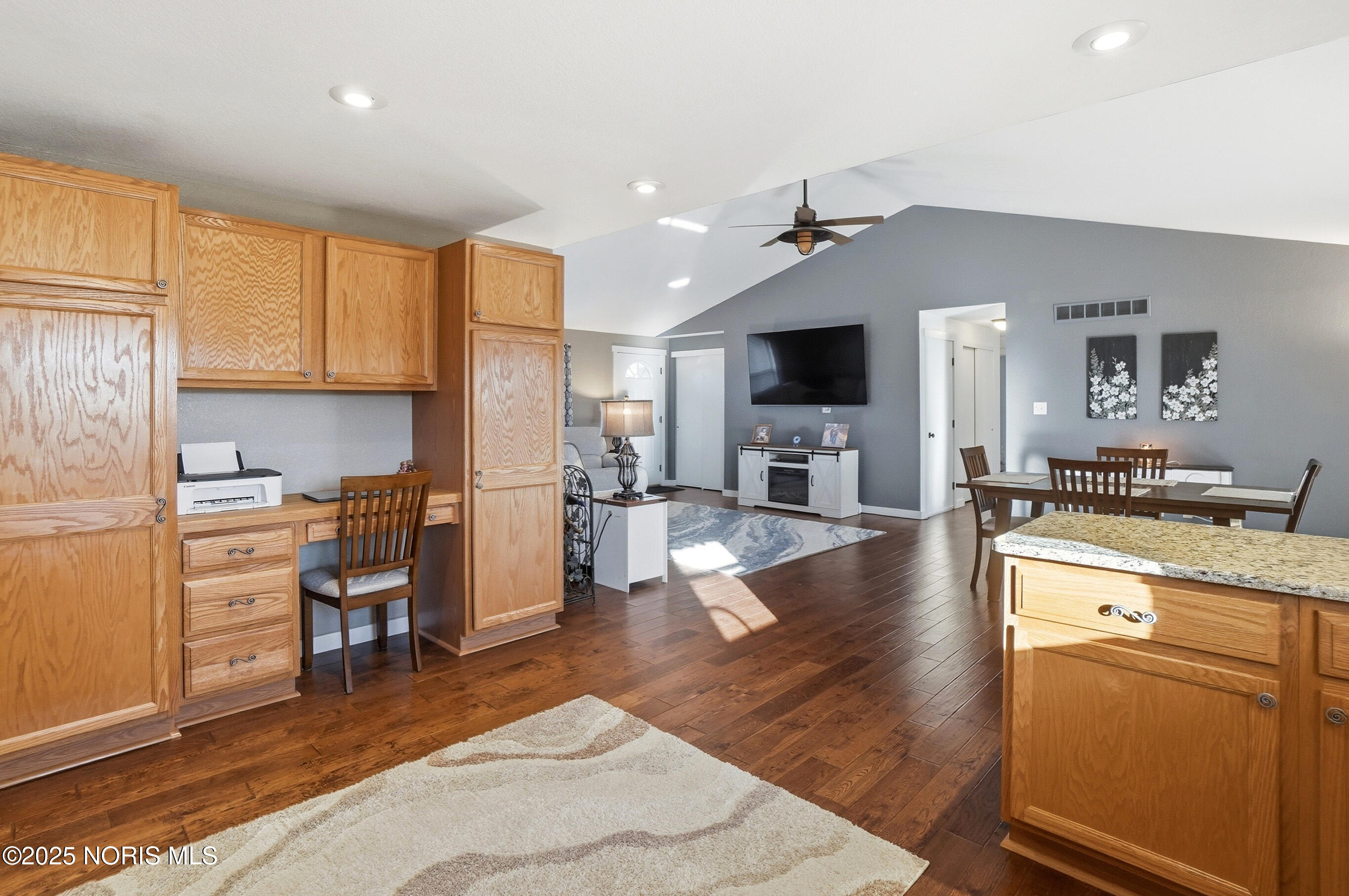 454 Blue Jacket Road Perrysburg, OH 43551 - Photo 12 of 40 017