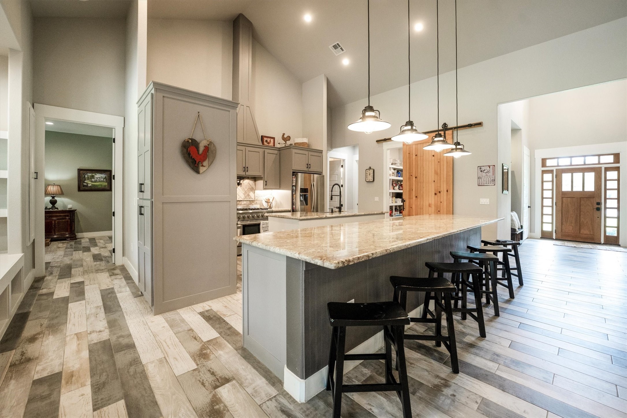 1022 Fm 1696 Road West Huntsville, TX 77320 - Photo 12 of 50 The kitchen is a chef's dream with an oversized island providing plenty of seating