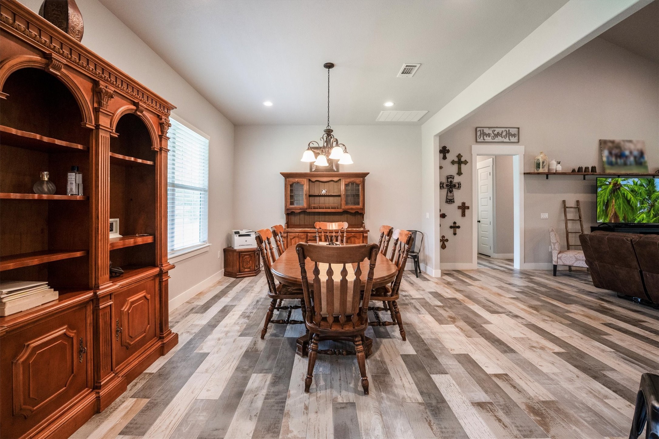 1022 Fm 1696 Road West Huntsville, TX 77320 - Photo 20 of 50 Open dining room with space for a large dining set