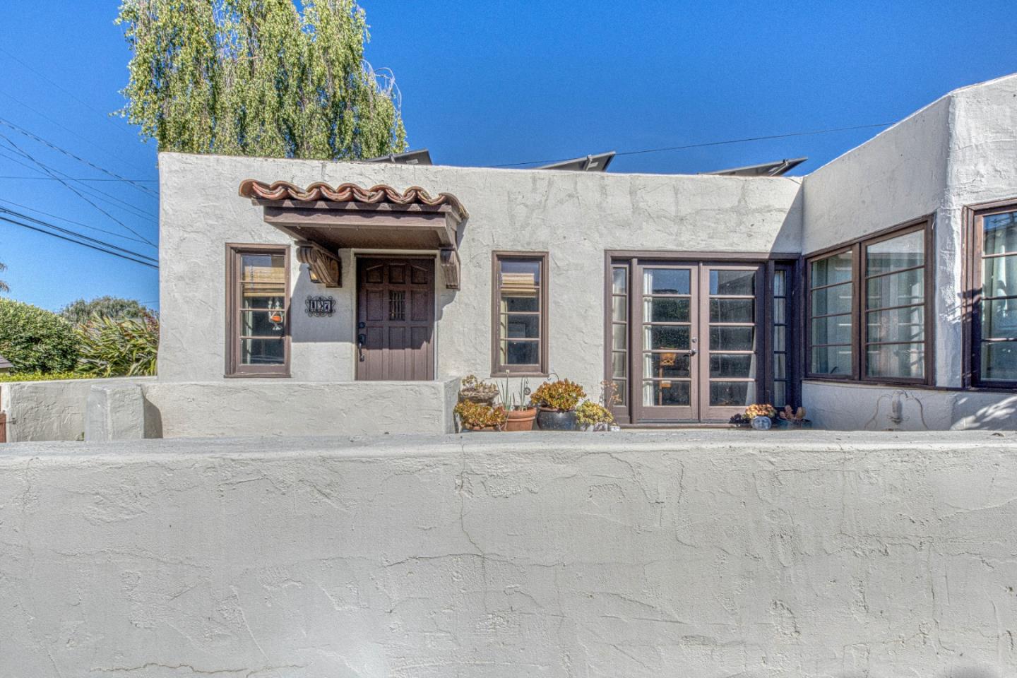137 Maple Street Salinas, CA 93901 - Photo 3 of 40