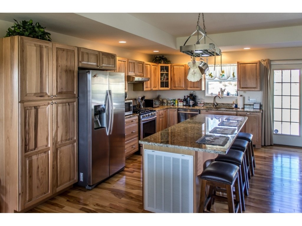 2544 Weems Chapel Road Mosheim, TN 37818 - Photo 8 of 36 Gorgeous kitchen