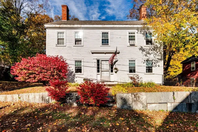 $550,000 | 3 Swamscott Street, Newfields, NH 03856