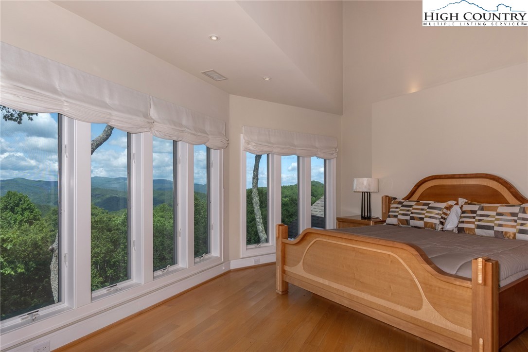 240 Newbiggin Boone, NC 28607 - Photo 13 of 46 Gallery Image 13