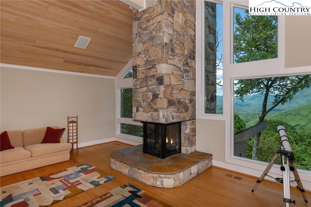 240 Newbiggin Boone, NC 28607 - Photo 32 of 46 Gallery Image 32