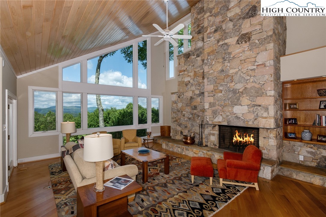 240 Newbiggin Boone, NC 28607 - Photo 4 of 46 Gallery Image 4