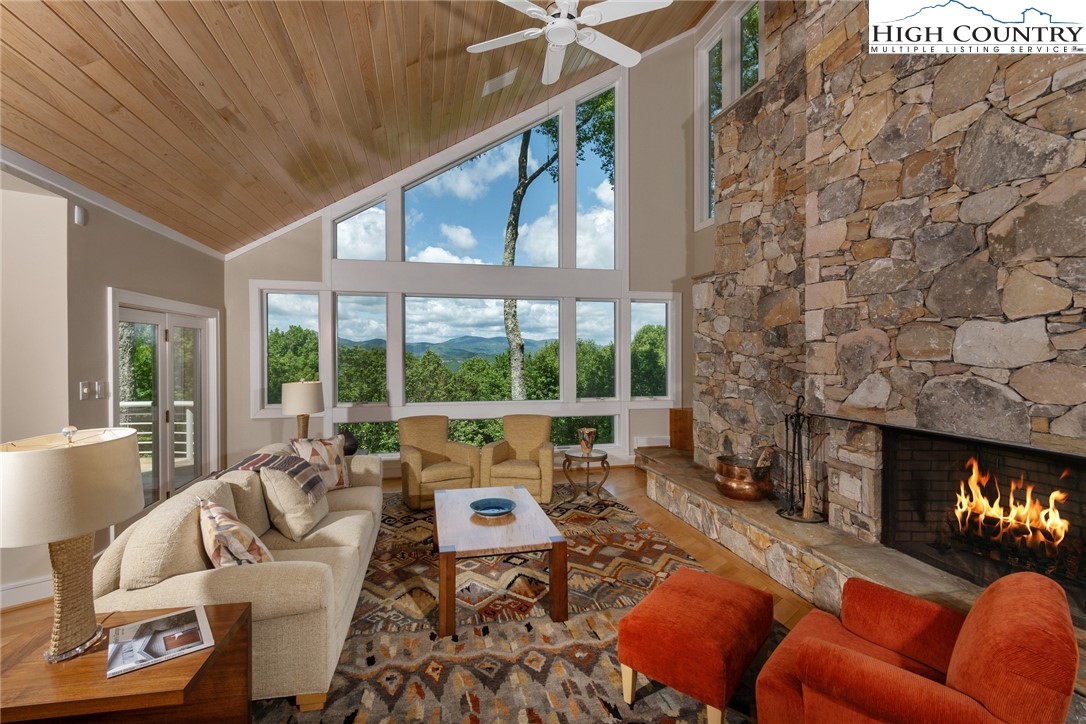 240 Newbiggin Boone, NC 28607 - Photo 6 of 46 Gallery Image 6