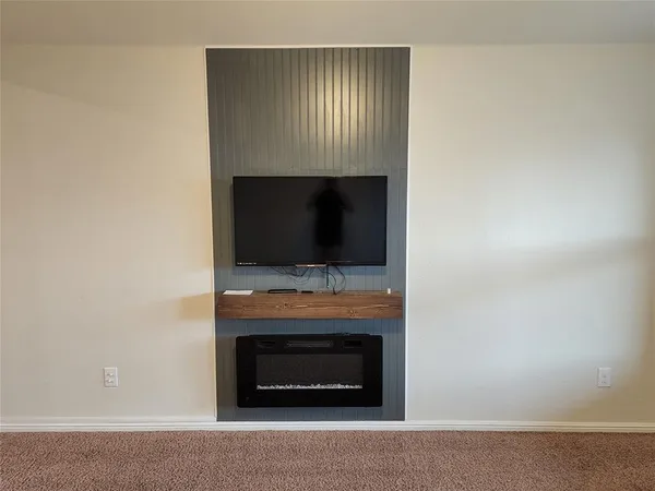 $2,100 | 6333 Porthole Lane, Fort Worth, TX 76179