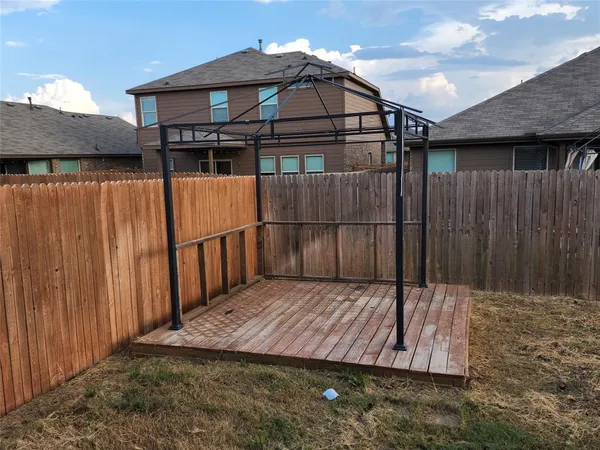 $2,100 | 6333 Porthole Lane, Fort Worth, TX 76179