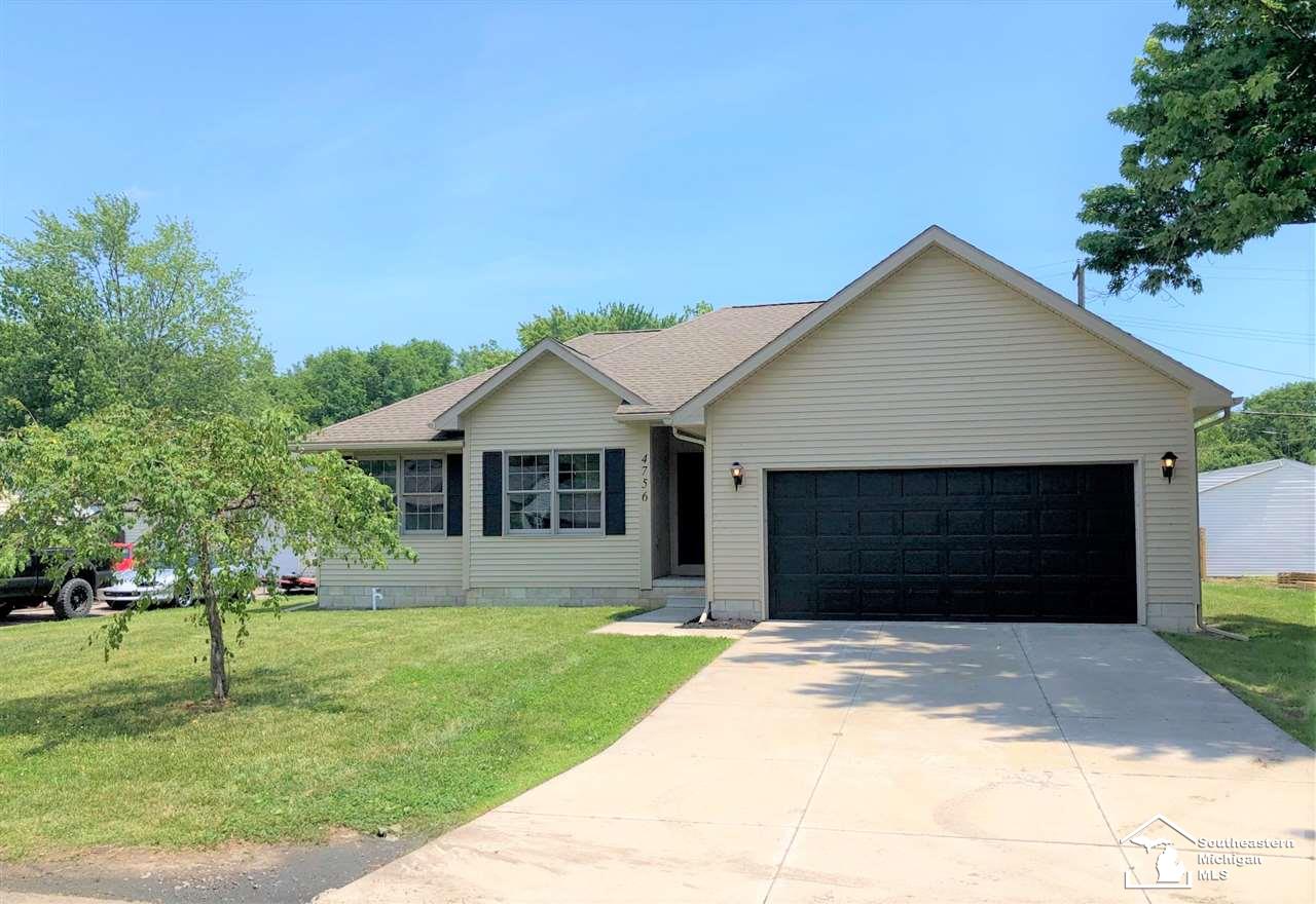 4756 Sycamore Road Newport, MI 48166 - Photo 2 of 21 31385550-1.JPG