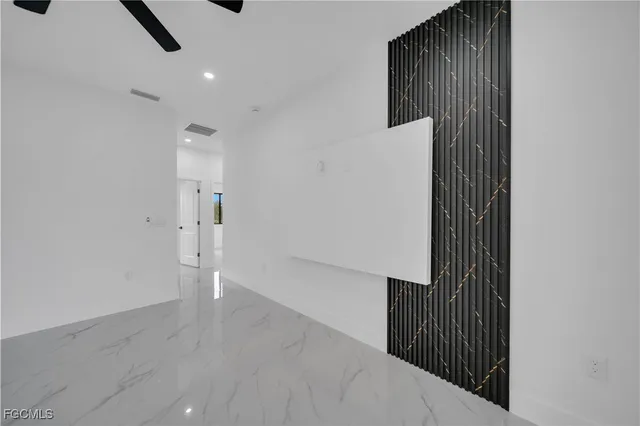 $310,000 | 907 East 9th Street, Lehigh Acres, FL 33972