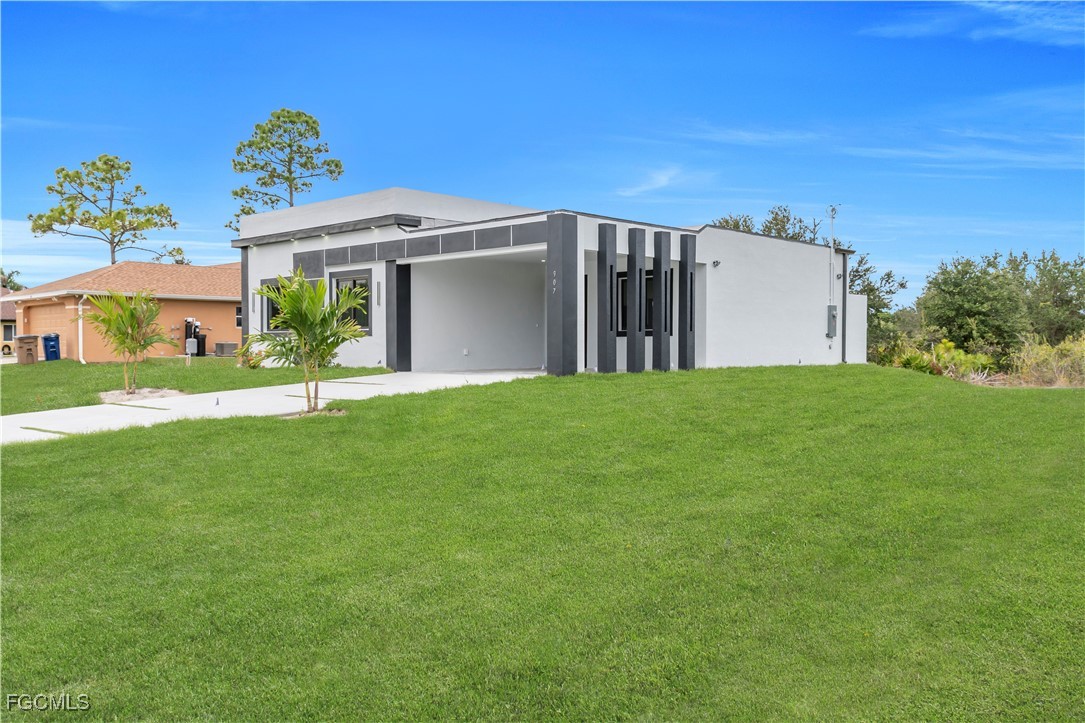 907 East 9th Street Lehigh Acres, FL 33972 - Photo 4 of 29