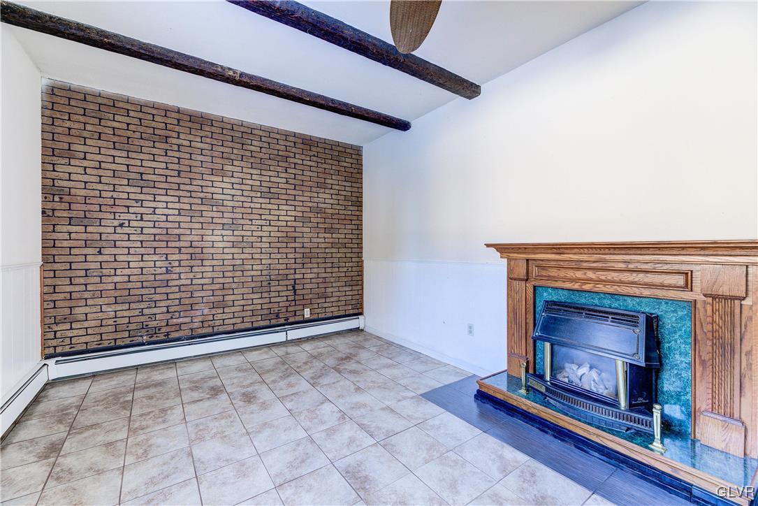3035 Swanson Street Easton, PA 18045 - Photo 11 of 28 Gallery Image 11
