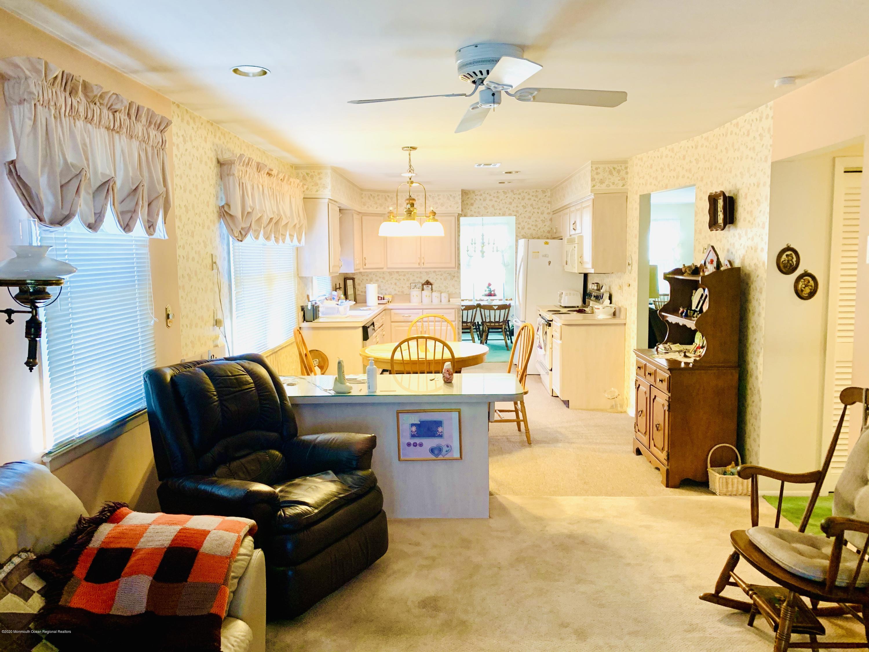 116 Meadowbrook Road Brick, NJ 08723 - Photo 8 of 15 4569E527-7E25-4FF0-97C3-3E418F64CDD5