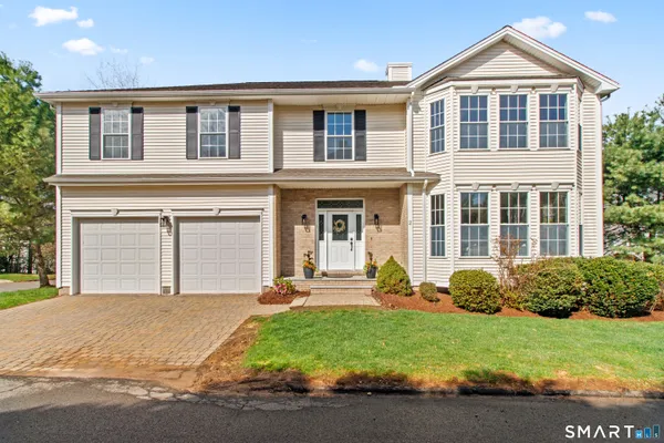 $750,000 | 2 Rustic Oak, Farmington, CT 06085