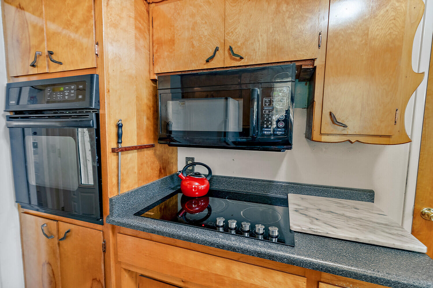 13455 Table Rock Road White City, OR 97503 - Photo 29 of 52 3f