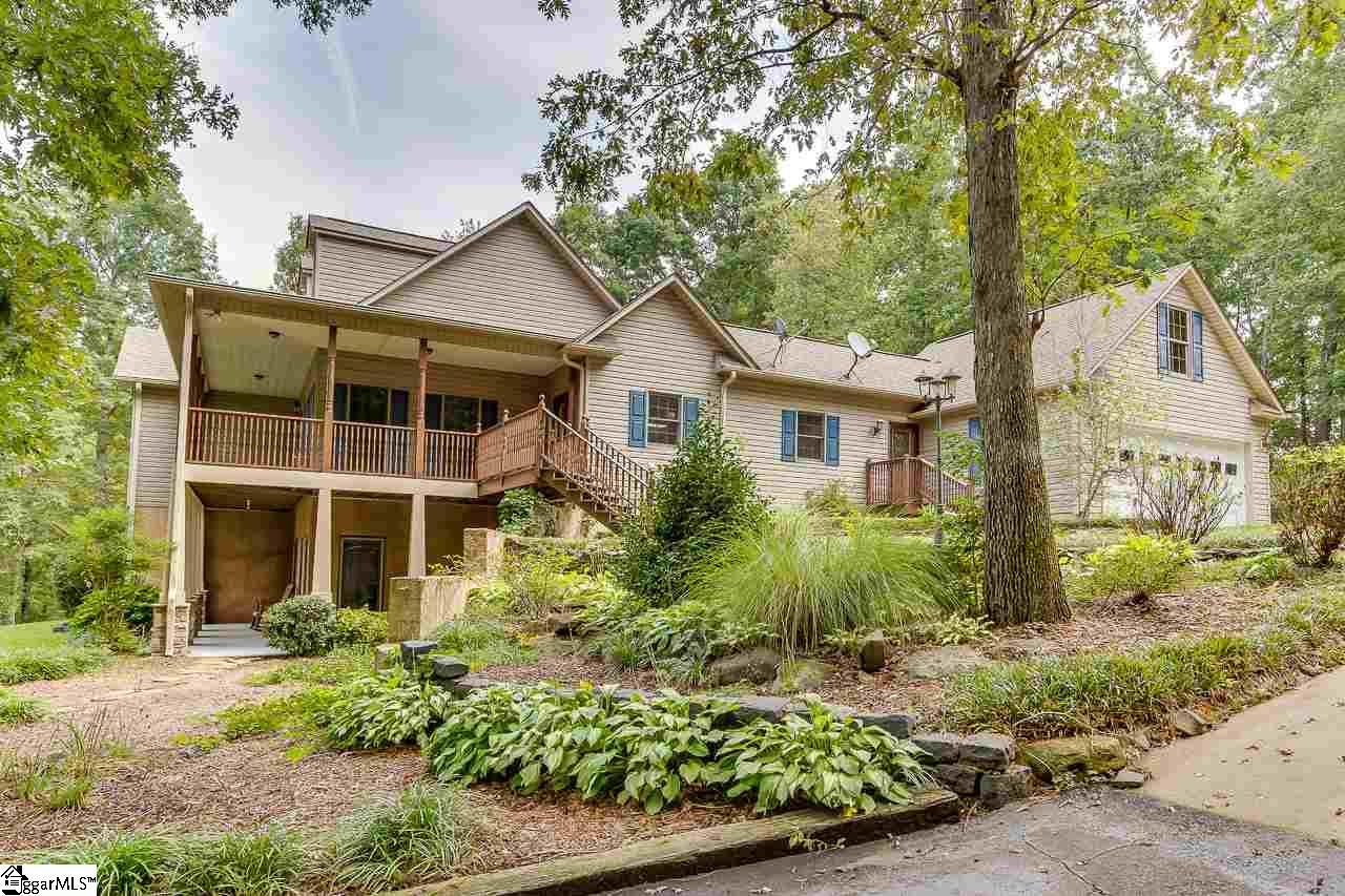 4523 Locust Hill Road Taylors, SC 29687 - Photo 3 of 36