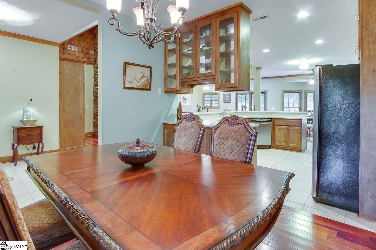 4523 Locust Hill Road Taylors, SC 29687 - Photo 9 of 36