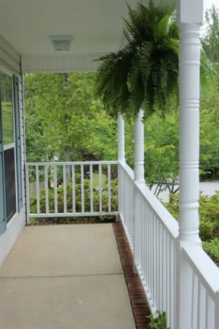 113 Kingsgate Way Anderson, SC 29621 - Photo 5 of 11 Gallery Image 5