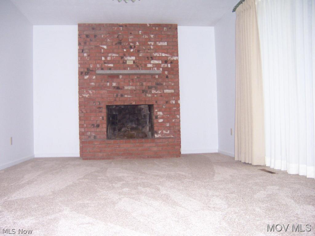 30 Haislop Road Washington, WV 26181 - Photo 4 of 11 Family room