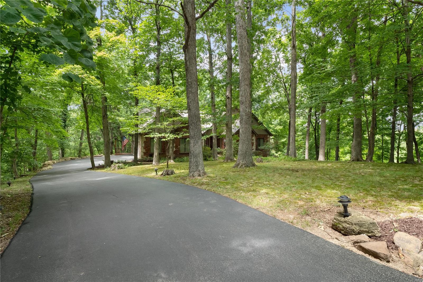 19149 Old Logging Road Wildwood, MO 63038 - Photo 2 of 39 Gallery Image 2