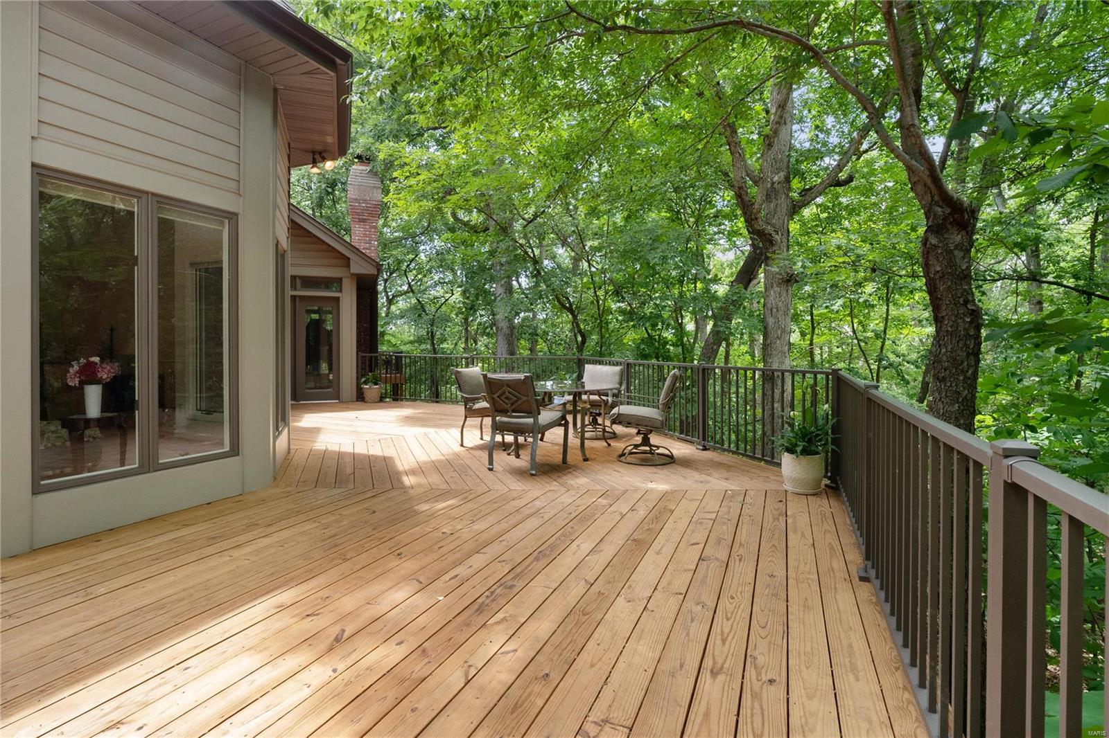 19149 Old Logging Road Wildwood, MO 63038 - Photo 6 of 39 Gallery Image 6