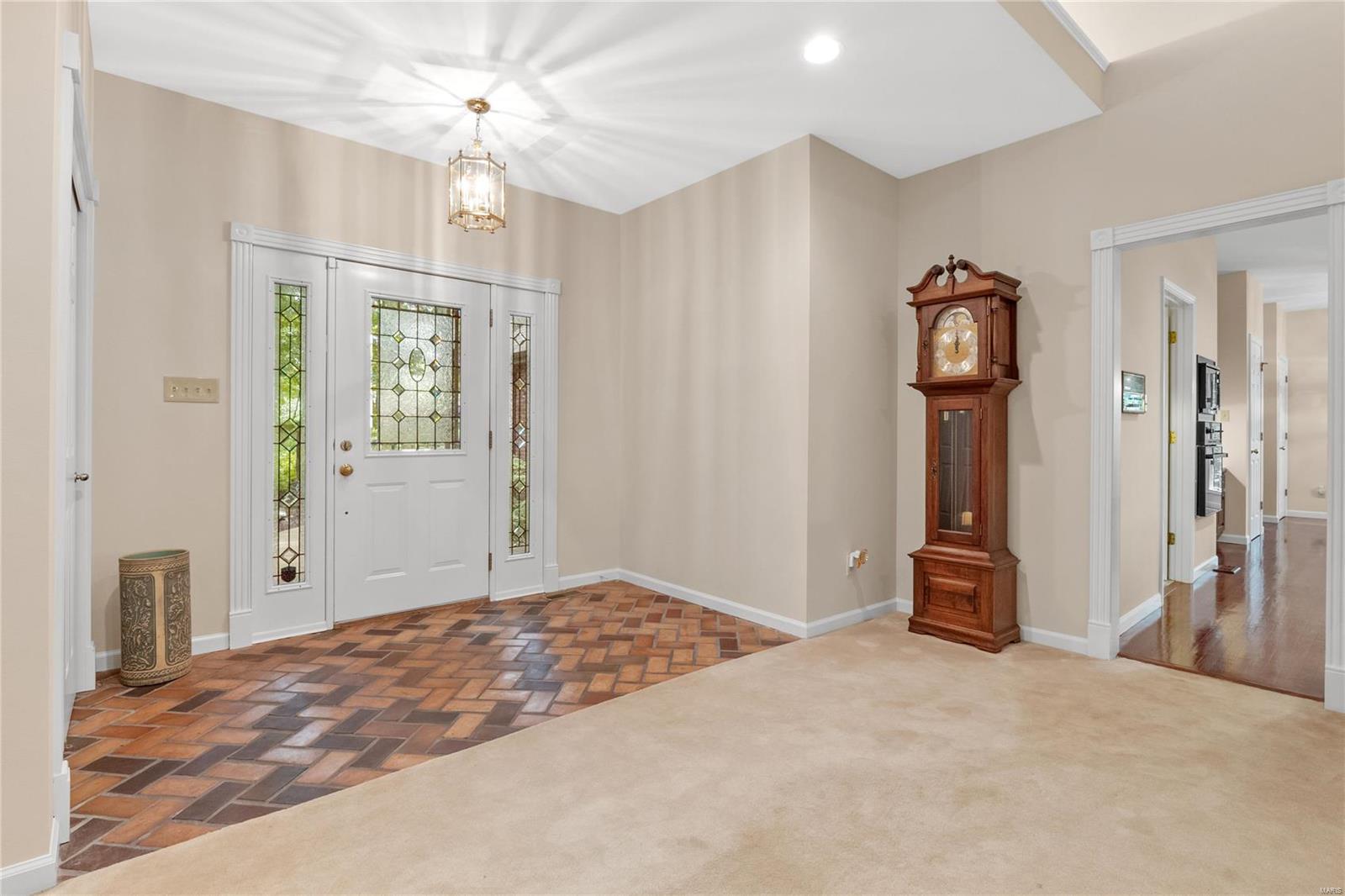 19149 Old Logging Road Wildwood, MO 63038 - Photo 9 of 39 Gallery Image 9