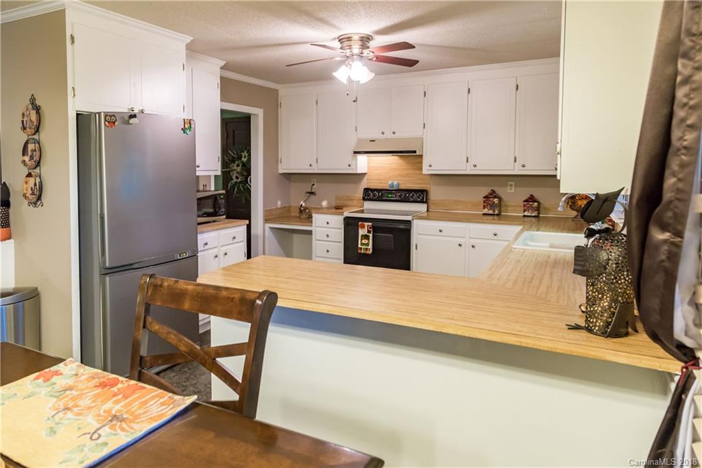 12375 Banks Road Mount Pleasant, NC 28124 - Photo 5 of 24